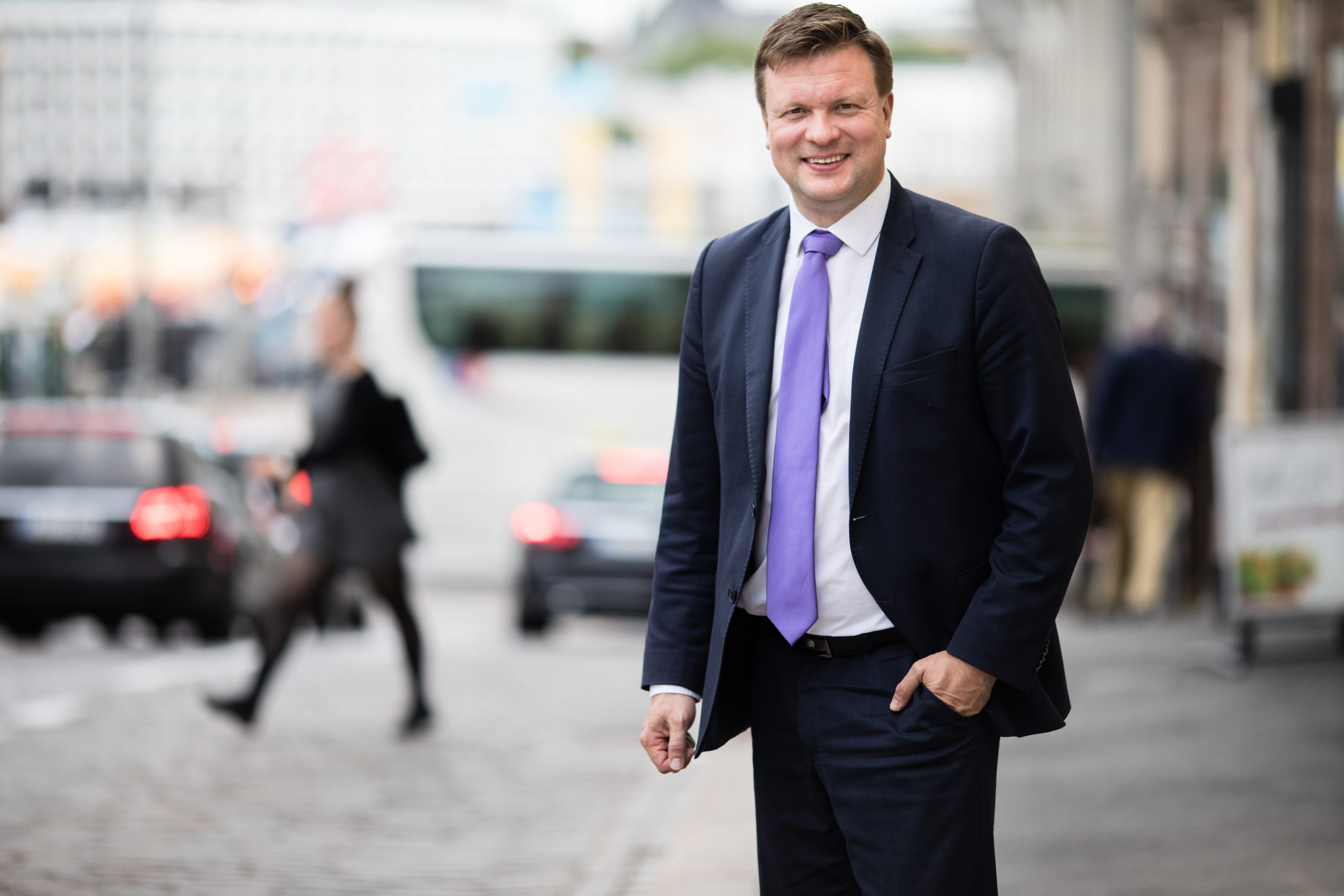 TULEVAISUUTEEN KATSOVA JOUKKUEPELAAJA SKINNARI VARAPUHEENJOHTAJAKSI