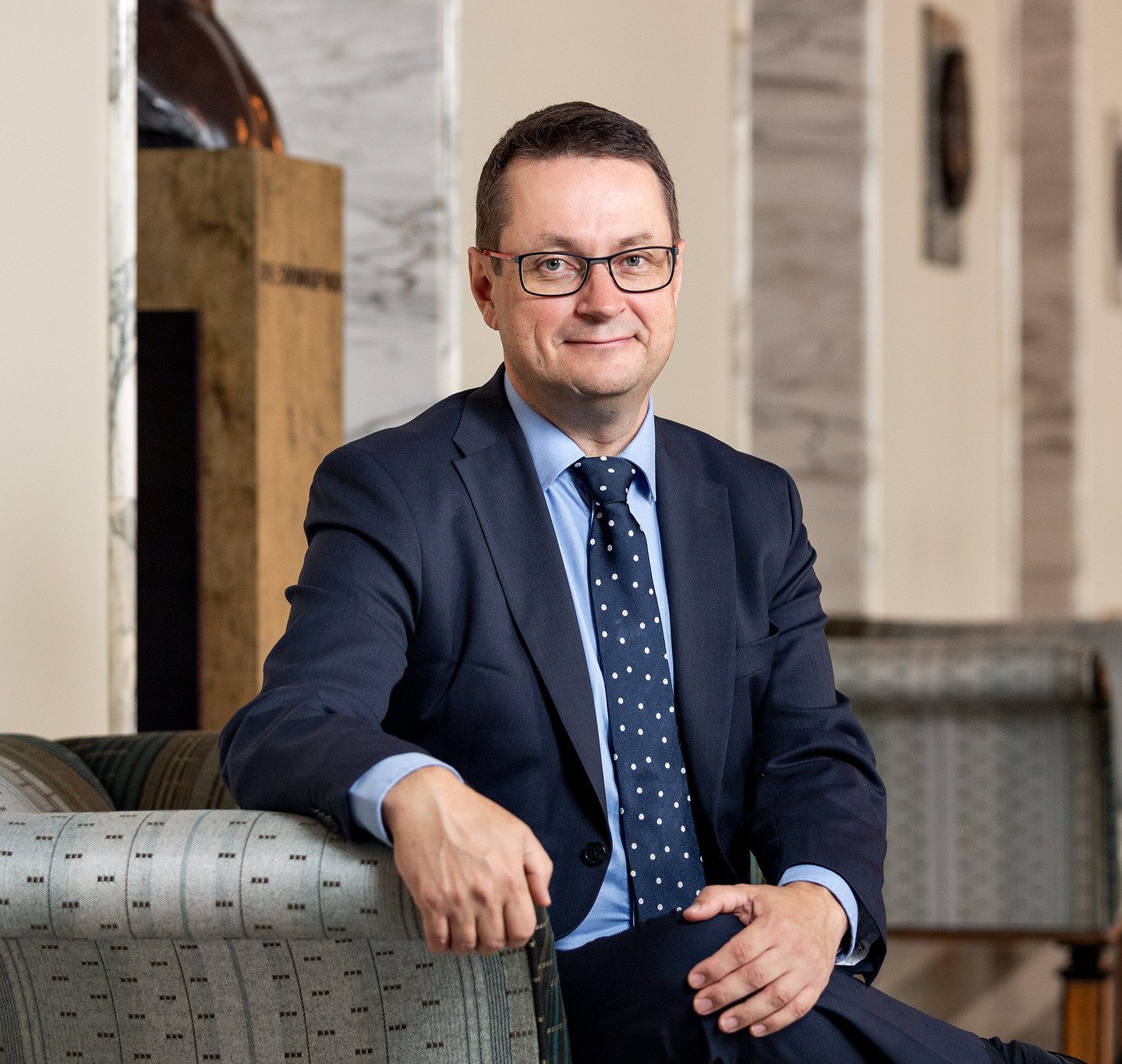 Mika Kari: Hyvinvointialueille pitää antaa työrauha palvelujen uudistamiseen