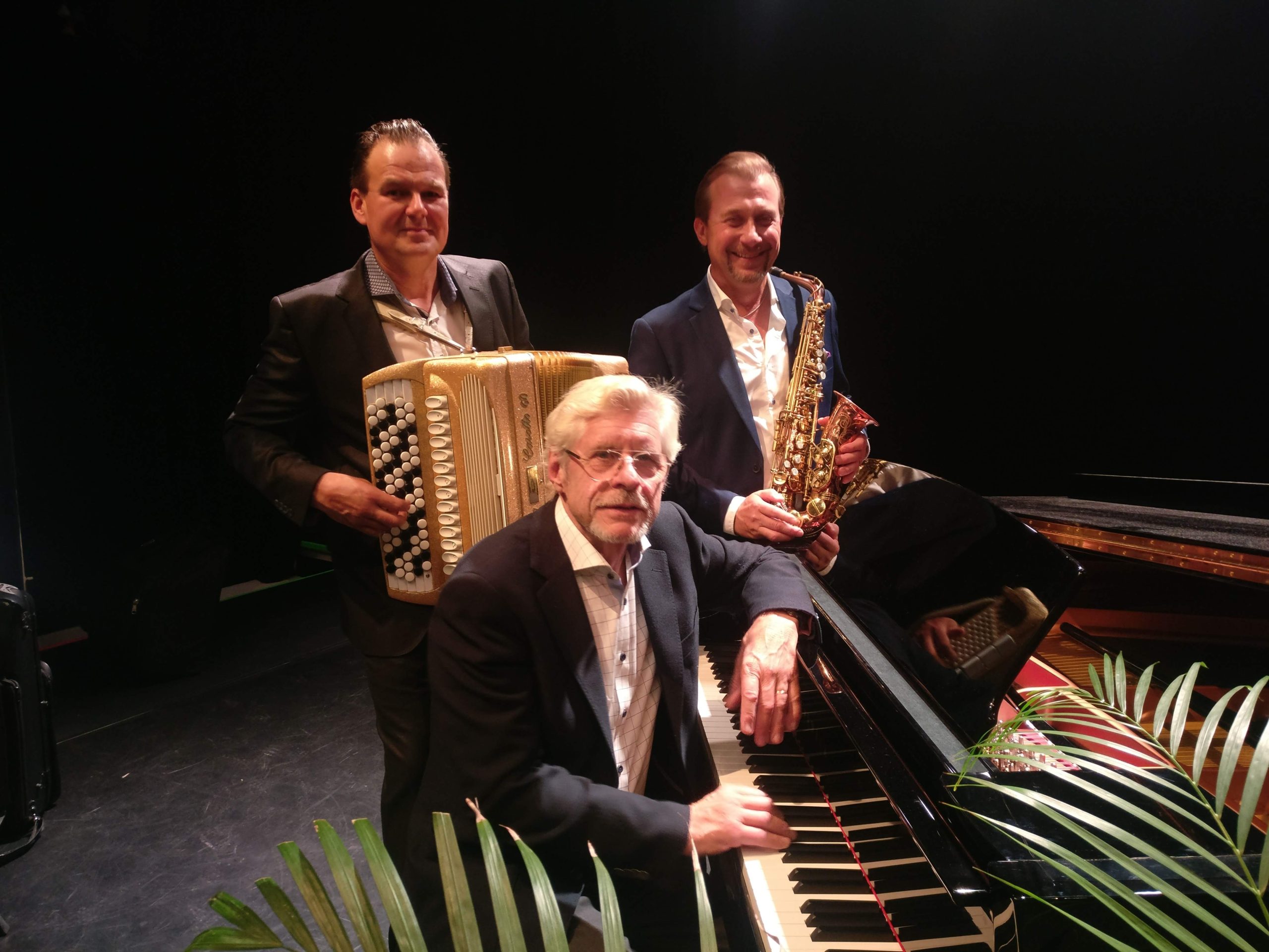 KSR- Hämeen rahaston konsertti:'Oi aika sa entinen' - suomalaisten suosikkilauluja vuosikymmenten varrelta.